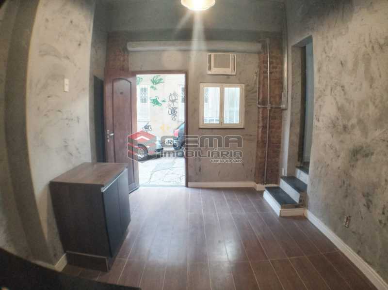 Conheça Sala com cozinha americana do imóvel - Apartamento 1 quarto para alugar Laranjeiras, Zona Sul RJ - R$ 1.700 - LAAP12920 - 8 Sala com cozinha americana - Apartamento 1 quarto para alugar Laranjeiras, Zona Sul RJ - R$ 1.700 - LAAP12920 - 8