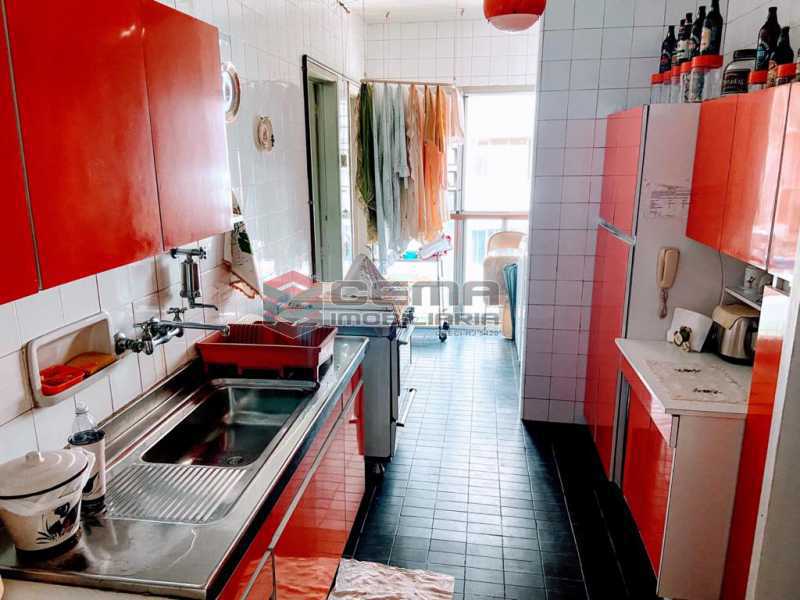 Conheça cozinha do imóvel - Excelente Apartamento 2 quartos com suite e vaga no Leblon - LAAP25224 - 10 cozinha - Excelente Apartamento 2 quartos com suite e vaga no Leblon - LAAP25224 - 10