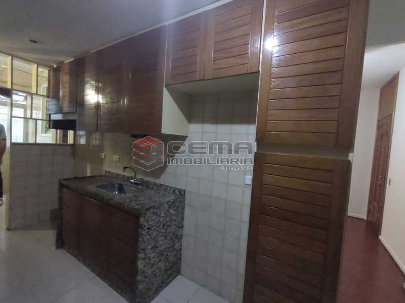 Conheça cozinha do imóvel - Excepcional Apartamento 2 quartos com suíte e vaga em Laranjeiras - LAAP25232 - 25 cozinha - Excepcional Apartamento 2 quartos com suíte e vaga em Laranjeiras - LAAP25232 - 25