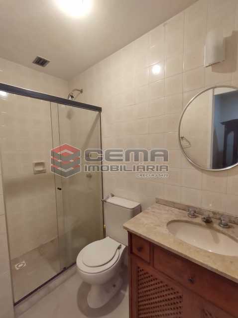 Conheça banheiro social do imóvel - Excepcional Apartamento 2 quartos com suíte e vaga em Laranjeiras - LAAP25232 - 20 banheiro social - Excepcional Apartamento 2 quartos com suíte e vaga em Laranjeiras - LAAP25232 - 20