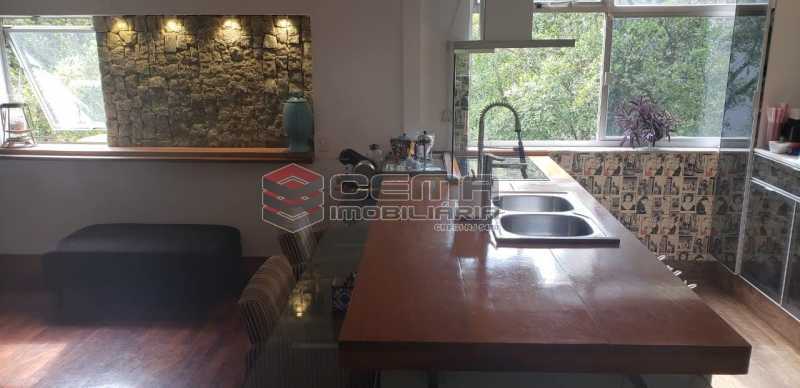 Conheça WhatsApp Image 2021-04-20 at 2 do imóvel - Apartamento para alugar com 4 quartos e 2 vagas na garagem em Ipanema, Rio de Janeiro, RJ. 220M² - LAAP40973 - 7 WhatsApp Image 2021-04-20 at 2 - Apartamento para alugar com 4 quartos e 2 vagas na garagem em Ipanema, Rio de Janeiro, RJ. 220M² - LAAP40973 - 7