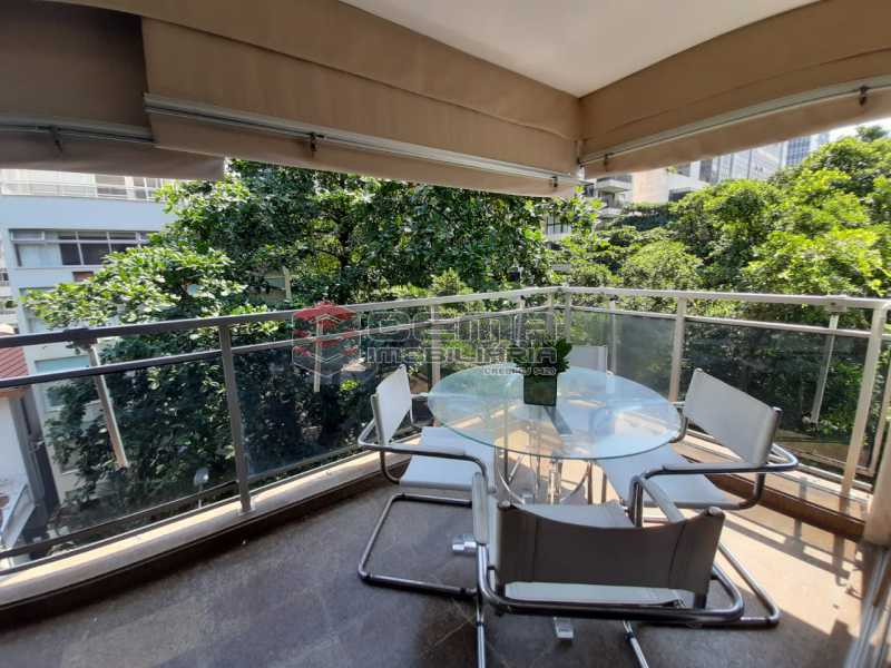 Conheça WhatsApp Image 2021-04-20 at 2 do imóvel - Apartamento para alugar com 4 quartos e 2 vagas na garagem em Ipanema, Rio de Janeiro, RJ. 220M² - LAAP40973 - 30 WhatsApp Image 2021-04-20 at 2 - Apartamento para alugar com 4 quartos e 2 vagas na garagem em Ipanema, Rio de Janeiro, RJ. 220M² - LAAP40973 - 30