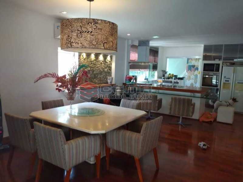 Conheça WhatsApp Image 2021-04-20 at 2 do imóvel - Apartamento para alugar com 4 quartos e 2 vagas na garagem em Ipanema, Rio de Janeiro, RJ. 220M² - LAAP40973 - 4 WhatsApp Image 2021-04-20 at 2 - Apartamento para alugar com 4 quartos e 2 vagas na garagem em Ipanema, Rio de Janeiro, RJ. 220M² - LAAP40973 - 4
