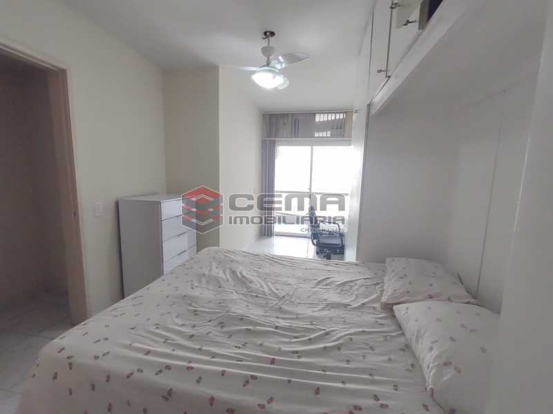 Conheça quarto do imóvel - Flat Residencial com serviços e vaga MOBILIADO - LAFL10079 - 9 quarto - Flat Residencial com serviços e vaga MOBILIADO - LAFL10079 - 9
