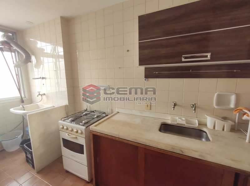 Conheça cozinha do imóvel - Flat Residencial com serviços e vaga MOBILIADO - LAFL10079 - 13 cozinha - Flat Residencial com serviços e vaga MOBILIADO - LAFL10079 - 13
