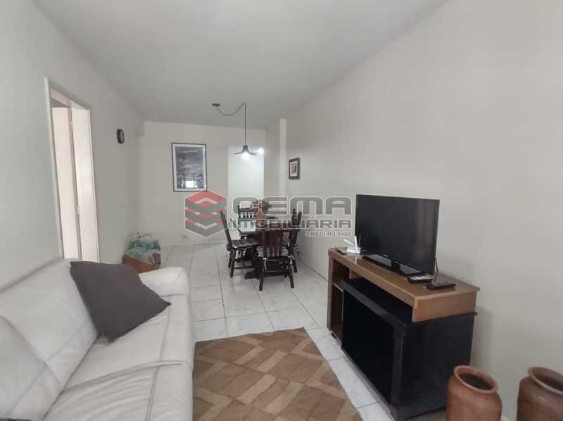Conheça sala do imóvel - Flat Residencial com serviços e vaga MOBILIADO - LAFL10079 - 1 sala - Flat Residencial com serviços e vaga MOBILIADO - LAFL10079 - 1
