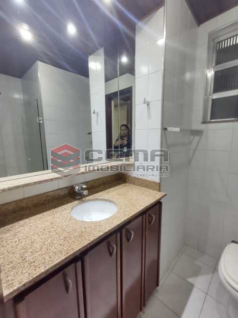 Conheça banheiro social 1 do imóvel - Excelente Apartamento 3 quartos com suite e vaga em Ipanema - LAAP34470 - 17 banheiro social 1 - Excelente Apartamento 3 quartos com suite e vaga em Ipanema - LAAP34470 - 17