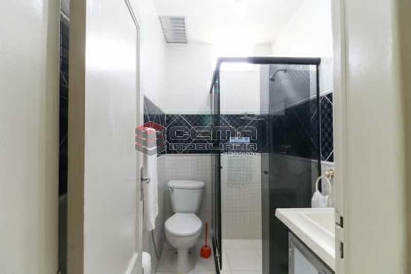 Conheça Banheiro Social do imóvel - Apartamento 2 quartos para alugar Botafogo, Zona Sul RJ - R$ 2.800 - LAAP25268 - 13 Banheiro Social - Apartamento 2 quartos para alugar Botafogo, Zona Sul RJ - R$ 2.800 - LAAP25268 - 13