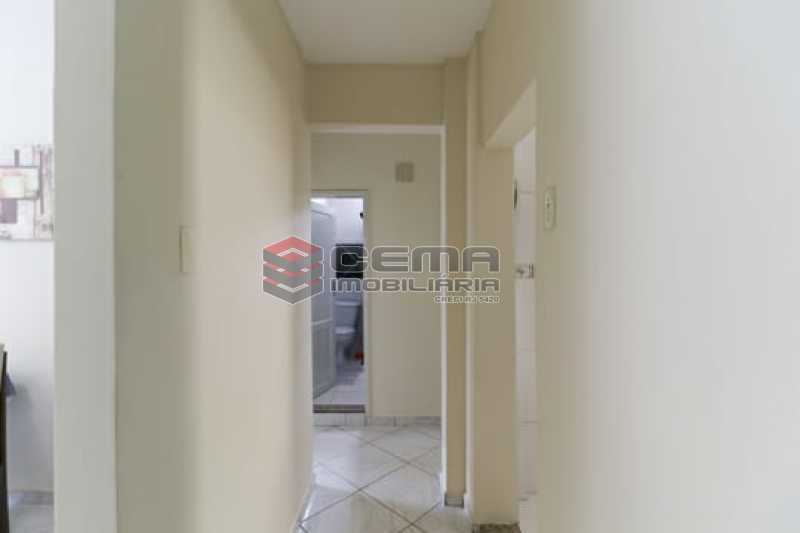 Conheça Corredor do imóvel - Apartamento 2 quartos para alugar Botafogo, Zona Sul RJ - R$ 2.800 - LAAP25268 - 12 Corredor - Apartamento 2 quartos para alugar Botafogo, Zona Sul RJ - R$ 2.800 - LAAP25268 - 12