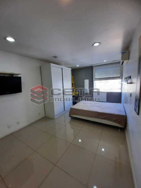 Conheça sala/quarto do imóvel - Excelente conjugado MOBILIADO no Centro - LAKI10415 - 4 sala/quarto - Excelente conjugado MOBILIADO no Centro - LAKI10415 - 4