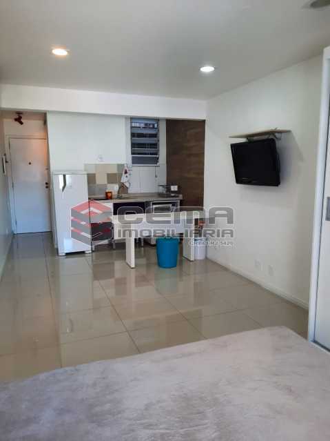 Conheça cozinha do imóvel - Excelente conjugado MOBILIADO no Centro - LAKI10415 - 7 cozinha - Excelente conjugado MOBILIADO no Centro - LAKI10415 - 7