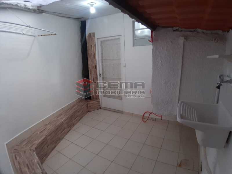 Conheça Área de Serviço do imóvel - Kitnet/Conjugado 30m² para alugar Flamengo, Zona Sul RJ - R$ 1.100 - LAKI01411 - 14 Área de Serviço - Kitnet/Conjugado 30m² para alugar Flamengo, Zona Sul RJ - R$ 1.100 - LAKI01411 - 14