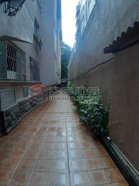 Conheça Corredor do imóvel - Kitnet/Conjugado 30m² para alugar Flamengo, Zona Sul RJ - R$ 1.100 - LAKI01411 - 15 Corredor - Kitnet/Conjugado 30m² para alugar Flamengo, Zona Sul RJ - R$ 1.100 - LAKI01411 - 15