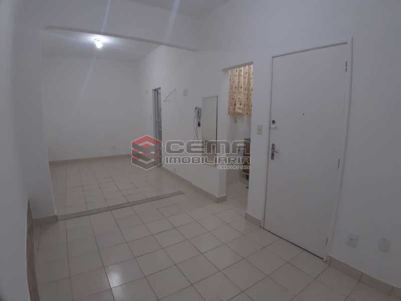 Conheça Sala do imóvel - Kitnet/Conjugado 30m² para alugar Flamengo, Zona Sul RJ - R$ 1.100 - LAKI01411 - 3 Sala - Kitnet/Conjugado 30m² para alugar Flamengo, Zona Sul RJ - R$ 1.100 - LAKI01411 - 3