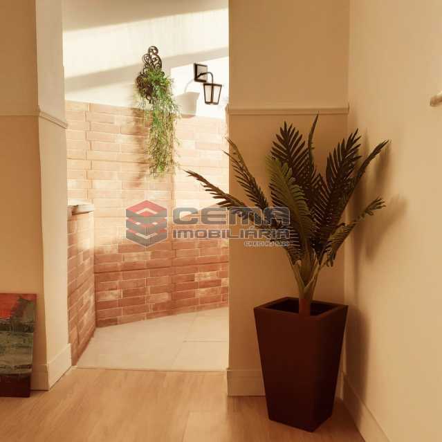 Conheça 9fcb7ec3-85d3-4873-bca4-f63715 do imóvel - Loft à venda Centro RJ - R$ 238.000 - LALO00021 - 8 9fcb7ec3-85d3-4873-bca4-f63715 - Loft à venda Centro RJ - R$ 238.000 - LALO00021 - 8