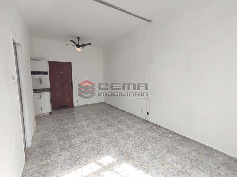 Conheça sala/quarto do imóvel - Excelente conjugado em Laranjeiras - LAKI10420 - 6 sala/quarto - Excelente conjugado em Laranjeiras - LAKI10420 - 6