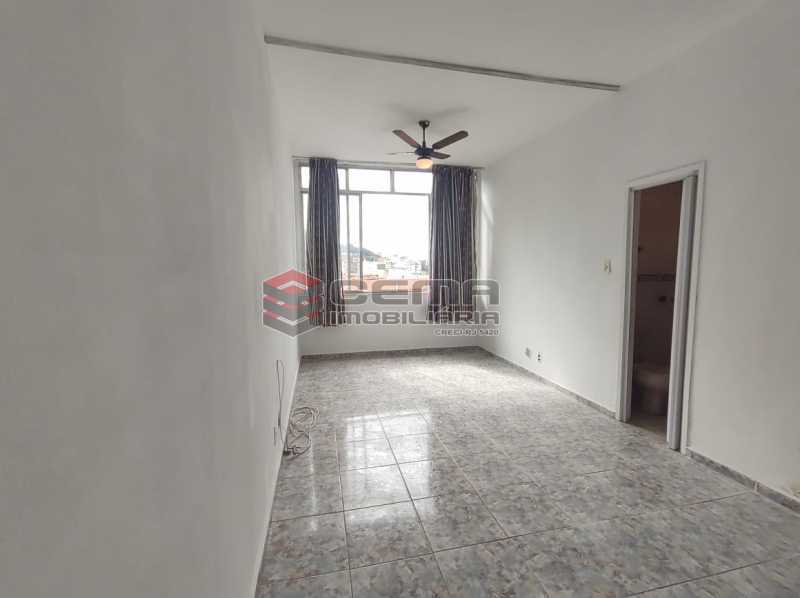 Conheça sala/quarto do imóvel - Excelente conjugado em Laranjeiras - LAKI10420 - 4 sala/quarto - Excelente conjugado em Laranjeiras - LAKI10420 - 4
