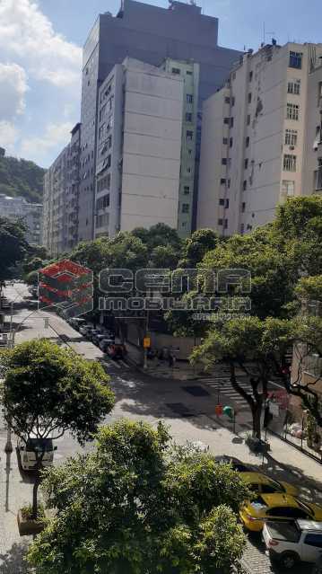 Conheça Vista Sala do imóvel - Apartamento 3 quartos para alugar Copacabana, Zona Sul RJ - R$ 3.500 - LAAP34520 - 20 Vista Sala - Apartamento 3 quartos para alugar Copacabana, Zona Sul RJ - R$ 3.500 - LAAP34520 - 20