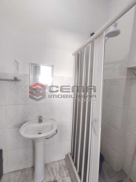 Conheça banheiro social do imóvel - Excelente Apartamento Quarto e Sala MOBILIADO na Glória - LAAP13000 - 13 banheiro social - Excelente Apartamento Quarto e Sala MOBILIADO na Glória - LAAP13000 - 13