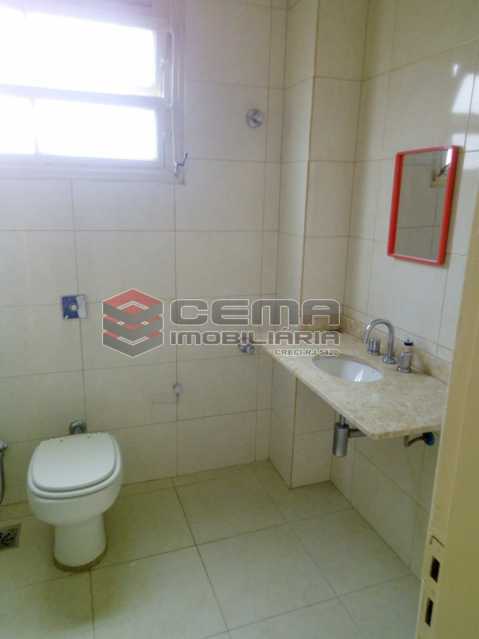 Conheça Banheiro do imóvel - Apartamento 2 quartos para alugar Laranjeiras, Zona Sul RJ - R$ 2.500 - LAAP25349 - 16 Banheiro - Apartamento 2 quartos para alugar Laranjeiras, Zona Sul RJ - R$ 2.500 - LAAP25349 - 16
