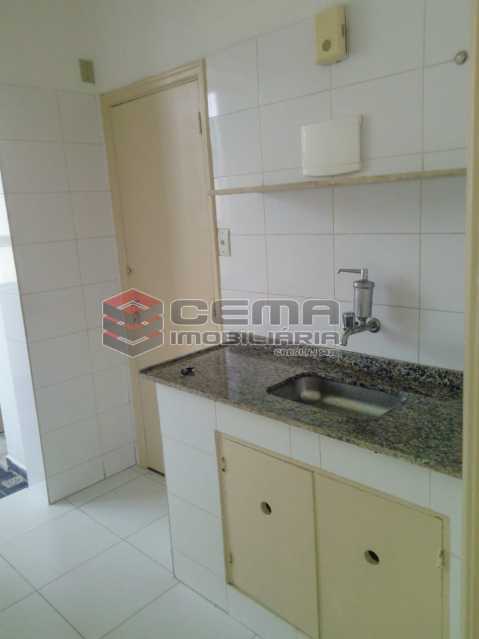 Conheça Cozinha do imóvel - Apartamento 2 quartos para alugar Laranjeiras, Zona Sul RJ - R$ 2.500 - LAAP25349 - 14 Cozinha - Apartamento 2 quartos para alugar Laranjeiras, Zona Sul RJ - R$ 2.500 - LAAP25349 - 14