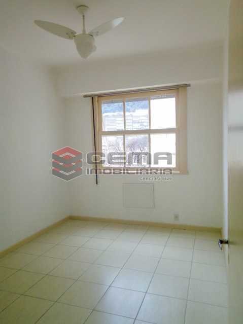 Conheça Quarto 1 do imóvel - Apartamento 2 quartos para alugar Laranjeiras, Zona Sul RJ - R$ 2.500 - LAAP25349 - 8 Quarto 1 - Apartamento 2 quartos para alugar Laranjeiras, Zona Sul RJ - R$ 2.500 - LAAP25349 - 8