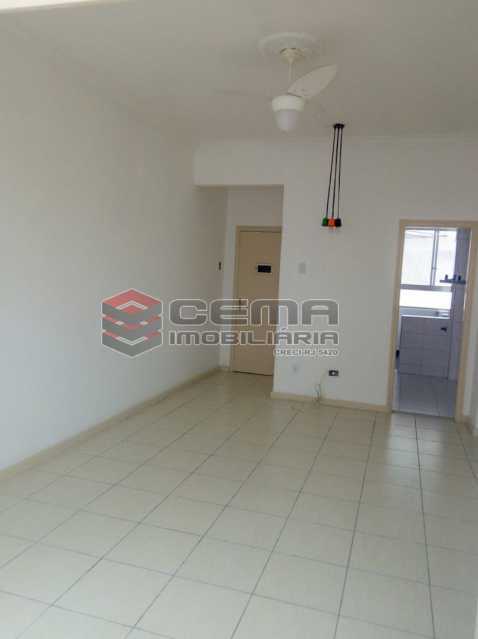 Conheça Sala do imóvel - Apartamento 2 quartos para alugar Laranjeiras, Zona Sul RJ - R$ 2.500 - LAAP25349 - 7 Sala - Apartamento 2 quartos para alugar Laranjeiras, Zona Sul RJ - R$ 2.500 - LAAP25349 - 7