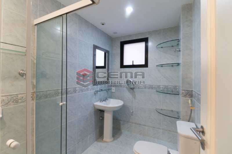 Conheça Banheiro Suíte do imóvel - Apartamento 3 quartos para alugar Laranjeiras, Zona Sul RJ - R$ 4.600 - LAAP34546 - 17 Banheiro Suíte - Apartamento 3 quartos para alugar Laranjeiras, Zona Sul RJ - R$ 4.600 - LAAP34546 - 17