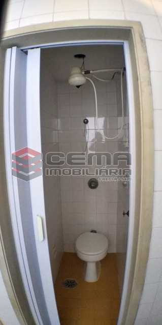 Conheça Banheiro de serviço do imóvel - Apartamento 1 quarto para alugar Laranjeiras, Zona Sul RJ - R$ 1.500 - LAAP12998 - 14 Banheiro de serviço - Apartamento 1 quarto para alugar Laranjeiras, Zona Sul RJ - R$ 1.500 - LAAP12998 - 14