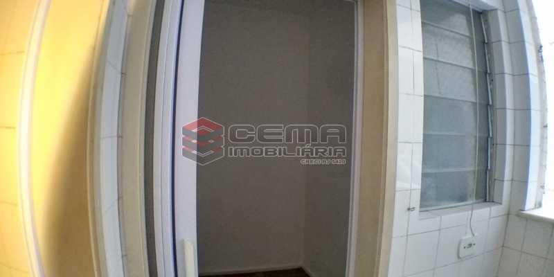 Conheça Dependência de serviço do imóvel - Apartamento 1 quarto para alugar Laranjeiras, Zona Sul RJ - R$ 1.500 - LAAP12998 - 16 Dependência de serviço - Apartamento 1 quarto para alugar Laranjeiras, Zona Sul RJ - R$ 1.500 - LAAP12998 - 16