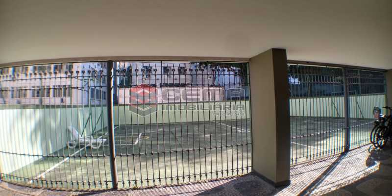 Conheça Quadra do imóvel - Apartamento 1 quarto para alugar Laranjeiras, Zona Sul RJ - R$ 1.500 - LAAP12998 - 17 Quadra - Apartamento 1 quarto para alugar Laranjeiras, Zona Sul RJ - R$ 1.500 - LAAP12998 - 17