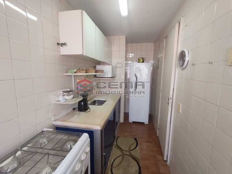 Conheça cozinha do imóvel - Excelente Flat MOBILIADO no Centro - LAFL10081 - 13 cozinha - Excelente Flat MOBILIADO no Centro - LAFL10081 - 13
