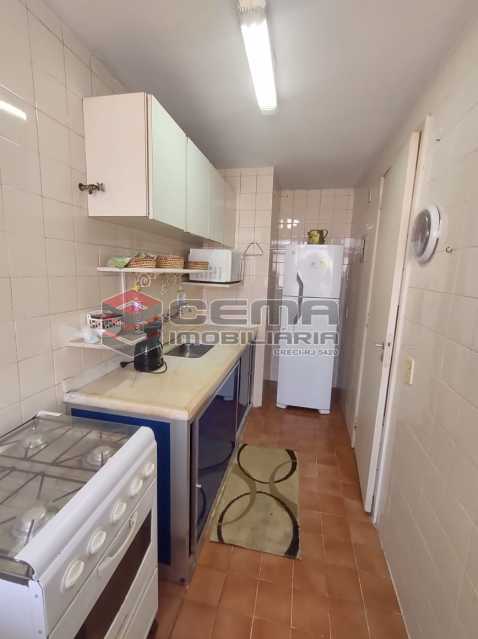 Conheça cozinha do imóvel - Excelente Flat MOBILIADO no Centro - LAFL10081 - 14 cozinha - Excelente Flat MOBILIADO no Centro - LAFL10081 - 14