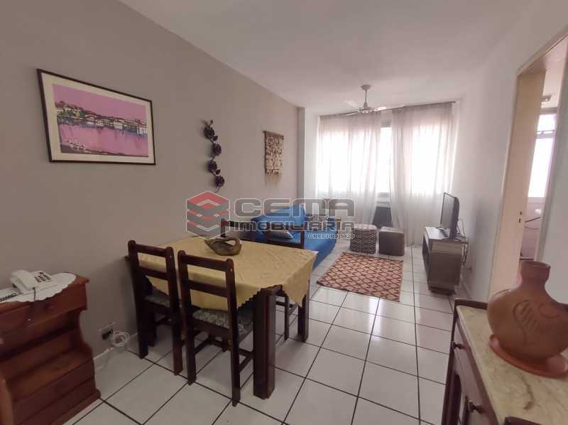 Conheça sala do imóvel - Excelente Flat MOBILIADO no Centro - LAFL10081 - 1 sala - Excelente Flat MOBILIADO no Centro - LAFL10081 - 1