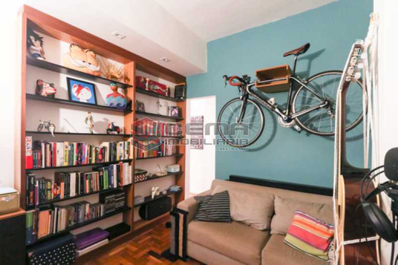 Conheça quarto1 do imóvel - Excelente Apartamento 2 quartos com suite e closet em Laranjeiras - LAAP25385 - 8 quarto1 - Excelente Apartamento 2 quartos com suite e closet em Laranjeiras - LAAP25385 - 8