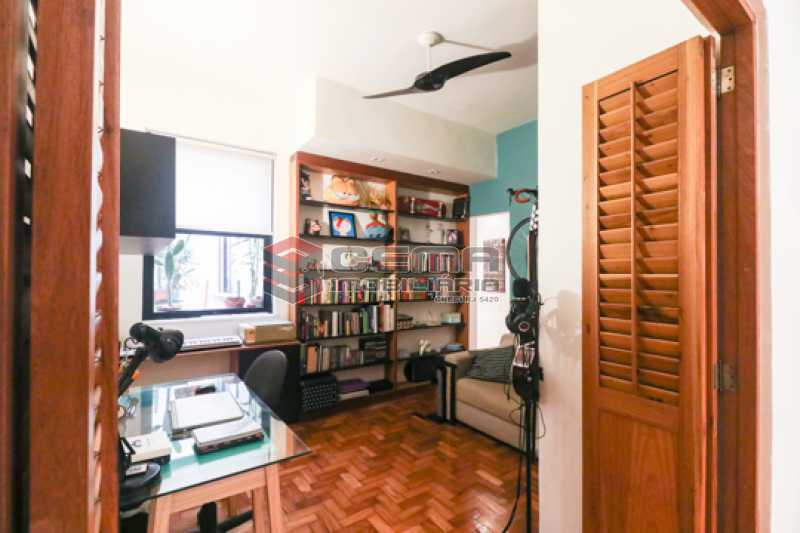 Conheça quarto1 do imóvel - Excelente Apartamento 2 quartos com suite e closet em Laranjeiras - LAAP25385 - 7 quarto1 - Excelente Apartamento 2 quartos com suite e closet em Laranjeiras - LAAP25385 - 7