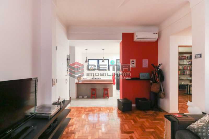 Conheça sala do imóvel - Excelente Apartamento 2 quartos com suite e closet em Laranjeiras - LAAP25385 - 1 sala - Excelente Apartamento 2 quartos com suite e closet em Laranjeiras - LAAP25385 - 1