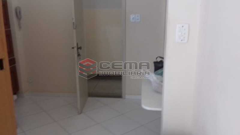Conheça 798137170102316 do imóvel - Conjugado no Catete - LAKI10432 - 7 798137170102316 - Conjugado no Catete - LAKI10432 - 7
