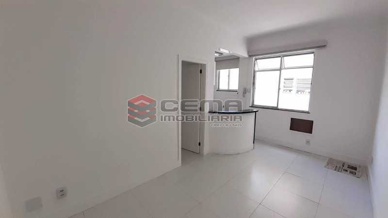 Conheça Sala do imóvel - Apartamento 1 quarto para alugar Laranjeiras, Zona Sul RJ - R$ 2.250 - LAAP13017 - 1 Sala - Apartamento 1 quarto para alugar Laranjeiras, Zona Sul RJ - R$ 2.250 - LAAP13017 - 1