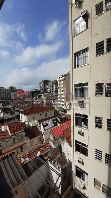 Conheça Vista do imóvel - Apartamento 1 quarto para alugar Laranjeiras, Zona Sul RJ - R$ 2.250 - LAAP13017 - 10 Vista - Apartamento 1 quarto para alugar Laranjeiras, Zona Sul RJ - R$ 2.250 - LAAP13017 - 10