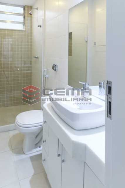 Conheça banheiro social do imóvel - Excelente quarto e sala com vaga em BOTAFOGO - LAAP13019 - 14 banheiro social - Excelente quarto e sala com vaga em BOTAFOGO - LAAP13019 - 14
