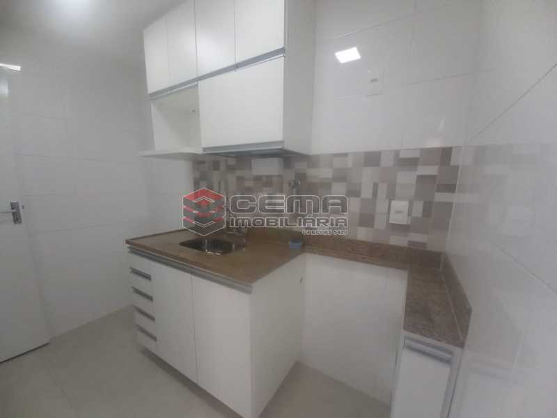 Conheça WhatsApp Image 2021-06-17 at 0 do imóvel - Alugo quarto e sala reformado Botafogo - LAAP13020 - 20 WhatsApp Image 2021-06-17 at 0 - Alugo quarto e sala reformado Botafogo - LAAP13020 - 20