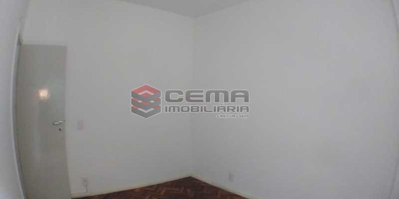 Conheça Quarto 2 do imóvel - Apartamento 2 quartos para alugar Laranjeiras, Zona Sul RJ - R$ 1.700 - LAAP25409 - 15 Quarto 2 - Apartamento 2 quartos para alugar Laranjeiras, Zona Sul RJ - R$ 1.700 - LAAP25409 - 15