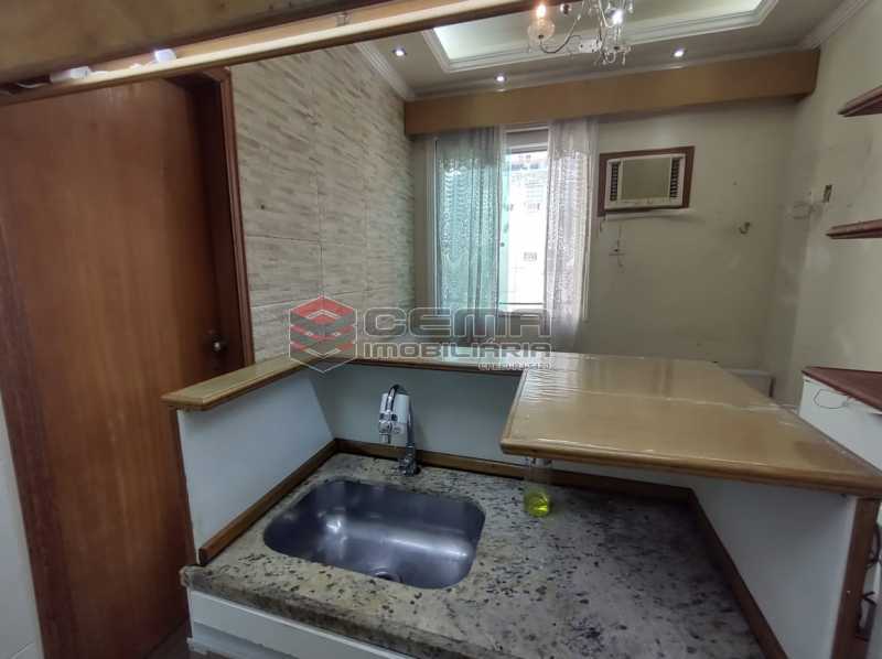 Conheça cozinha do imóvel - Apartamento Quarto e sala MOBILADO no coração do FLAMENGO - LAAP13025 - 7 cozinha - Apartamento Quarto e sala MOBILADO no coração do FLAMENGO - LAAP13025 - 7