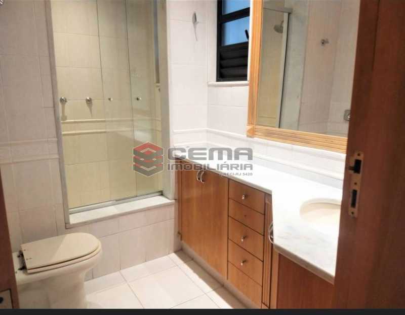 Conheça 15.banheiro.suíte do imóvel - Apartamento 3 quartos para alugar Leblon, Zona Sul RJ - R$ 7.500 - LAAP34616 - 20 15.banheiro.suíte - Apartamento 3 quartos para alugar Leblon, Zona Sul RJ - R$ 7.500 - LAAP34616 - 20