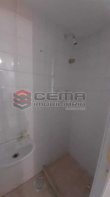 Conheça Banheiro de Serviço do imóvel - Apartamento para alugar Rua do Humaitá,Humaitá, Zona Sul RJ - R$ 2.500 - LAAP25457 - 18 Banheiro de Serviço - Apartamento para alugar Rua do Humaitá,Humaitá, Zona Sul RJ - R$ 2.500 - LAAP25457 - 18
