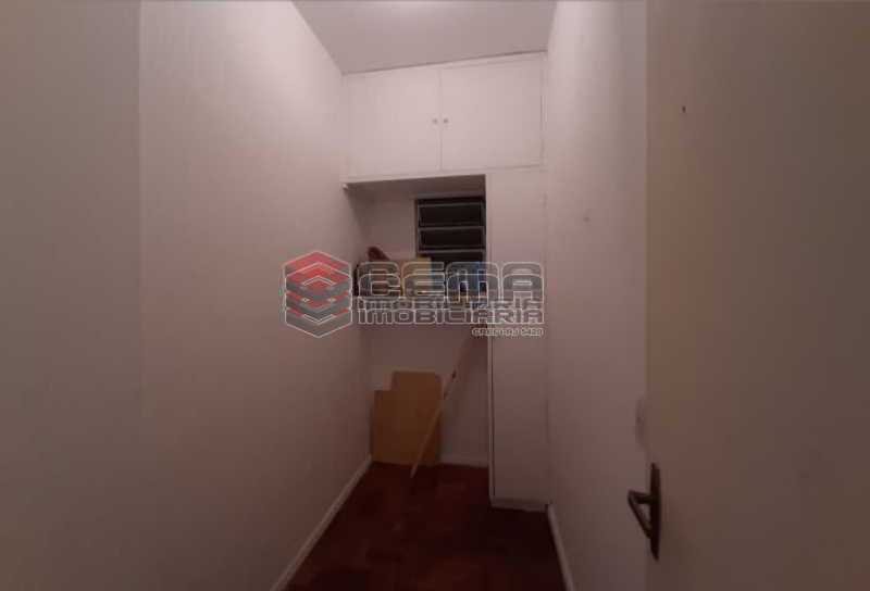 Conheça 8.qto.serv do imóvel - Apartamento 1 quarto para alugar Laranjeiras, Zona Sul RJ - R$ 1.500 - LAAP13061 - 19 8.qto.serv - Apartamento 1 quarto para alugar Laranjeiras, Zona Sul RJ - R$ 1.500 - LAAP13061 - 19