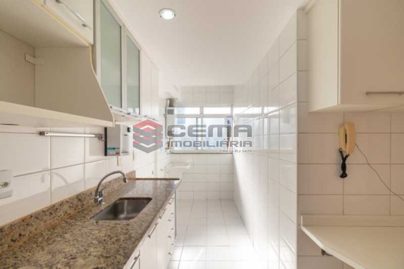 Conheça cozinha do imóvel - Quartier Carioca. Apartamento 3 quartos com suíte e vaga no Catete - LAAP34624 - 24 cozinha - Quartier Carioca. Apartamento 3 quartos com suíte e vaga no Catete - LAAP34624 - 24
