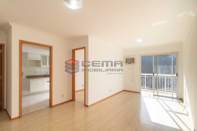 Conheça sala do imóvel - Quartier Carioca. Apartamento 3 quartos com suíte e vaga no Catete - LAAP34624 - 4 sala - Quartier Carioca. Apartamento 3 quartos com suíte e vaga no Catete - LAAP34624 - 4