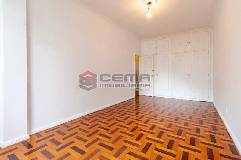 Conheça quarto3 do imóvel - Excelente oportunidade, na Rua Leopoldo Miguez, 3 quartos com vaga em Copacabana - LAAP34628 - 8 quarto3 - Excelente oportunidade, na Rua Leopoldo Miguez, 3 quartos com vaga em Copacabana - LAAP34628 - 8